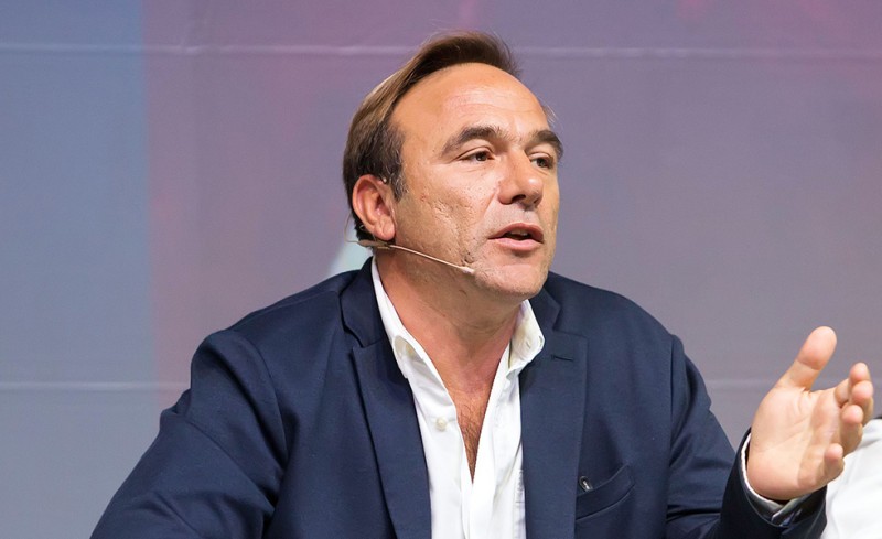 Πήρε θέση ο Πέτρος Κόκκαλης (photo)