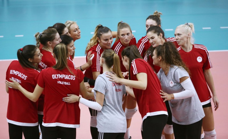 Αρχίζουν οι κοριτσάρες