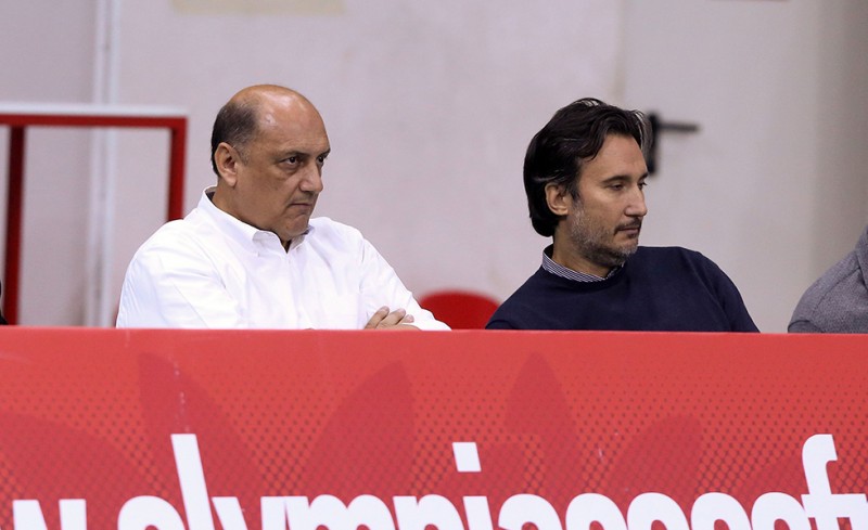 Και ο Μαντούβαλος στο Ρέντη