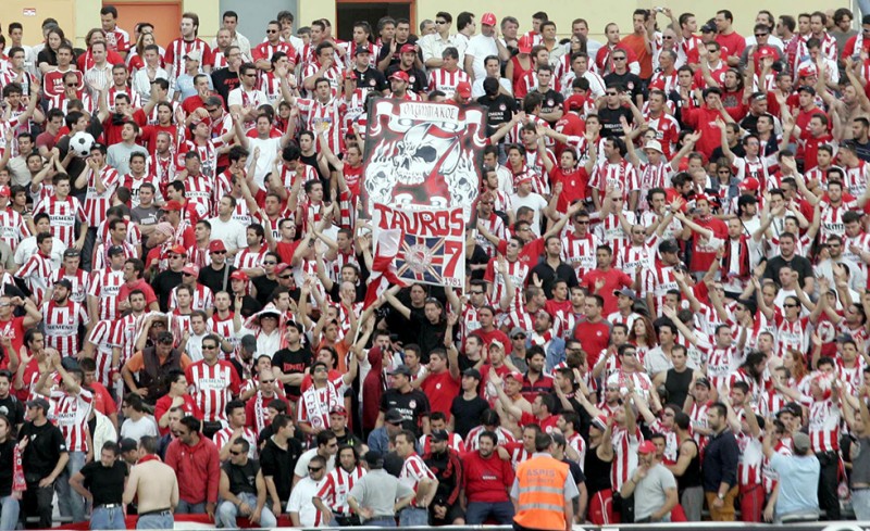 «Η Πάτρα είναι κόκκινη»