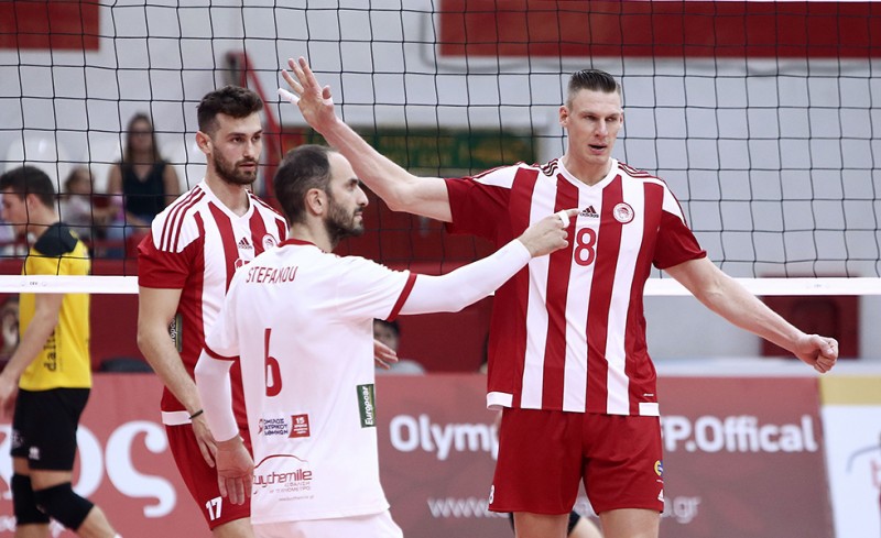 Έτοιμος να «καρφώσει» και την ΑΕΚ