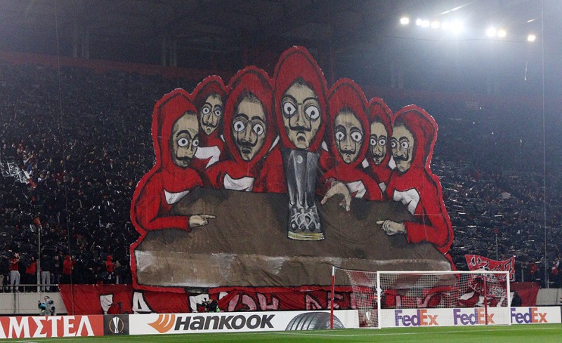 Πώς να συγκριθείτε με το λαό του Θρύλου;