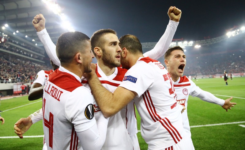 Αυτά, ΜΟΝΟ ο Ολυμπιακός!