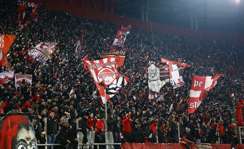 Η αποθέωση του κόσμου  του Θρύλου από την ΠΑΕ (photo)