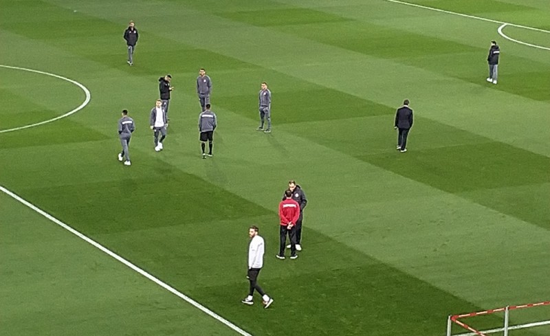 Το χειροκρότημα και οι αποδοκιμασίες (photo)