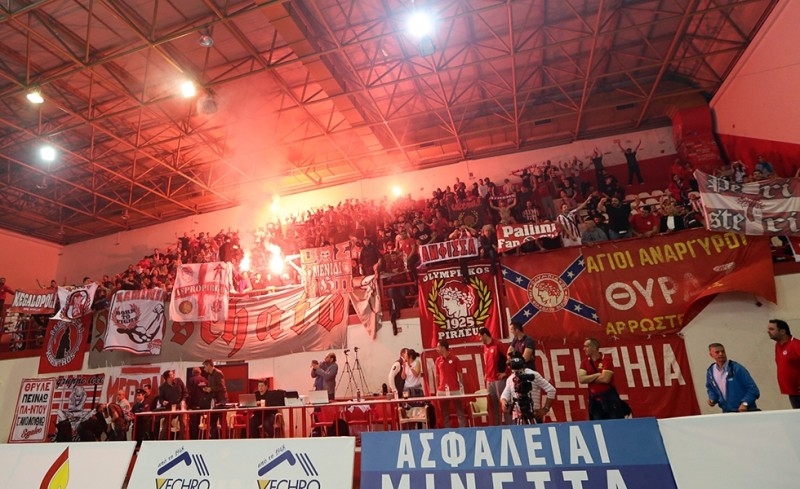 Θέλουν τον κόσμο δίπλα τους!