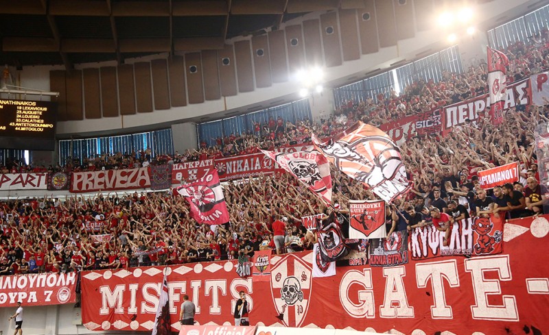 Κυκλοφορούν και κάνουν... «φτερά»