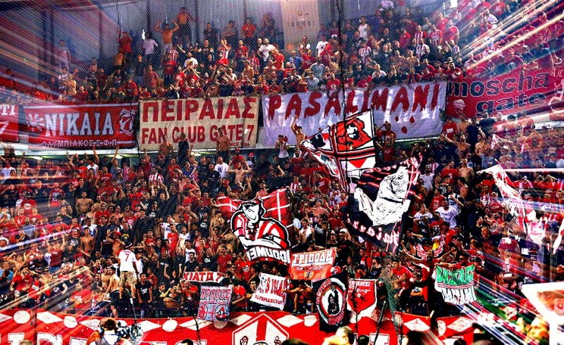 Απόψε, «παίζει» και ο κόσμος!