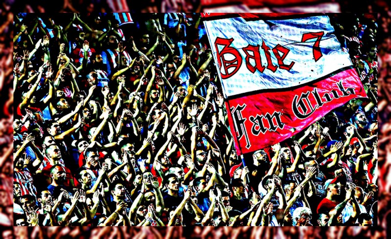 Ο κόσμος στηρίζει και προστατεύει την ομάδα