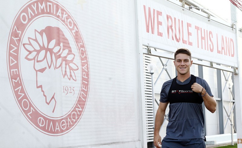 Με τους δικούς του όρους