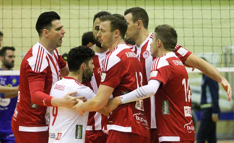 «Κάρφωσε» την ΑΕΚ, διεύρυνε το σερί