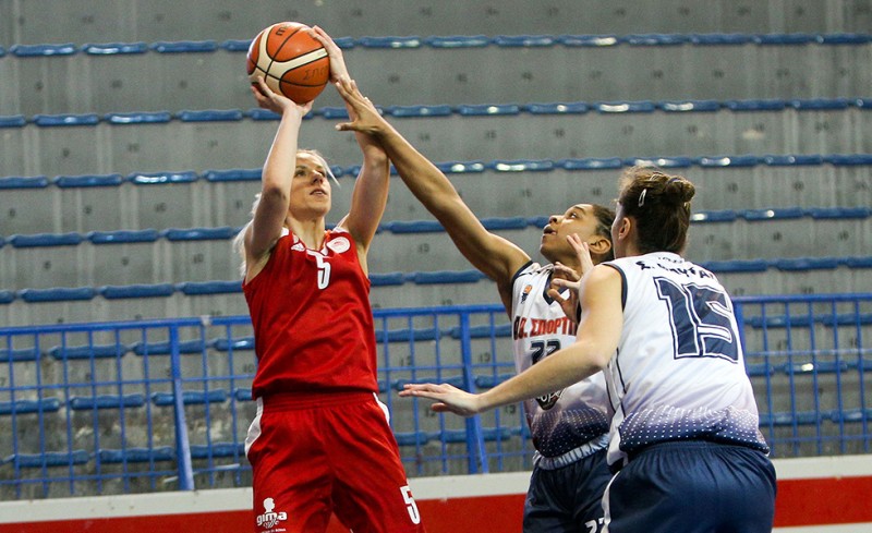 Διευρύνει το σερί, διατηρεί το αήττητο