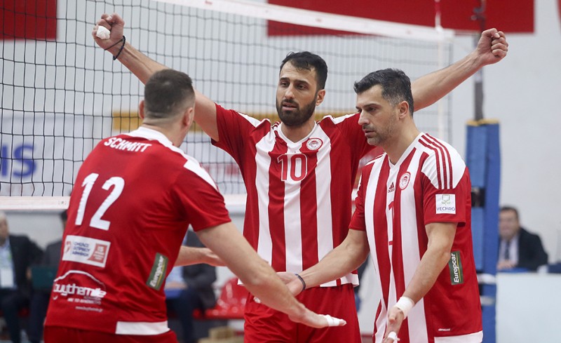 Όλα για τη νίκη στον πρώτο τελικό του Λιγκ Καπ!