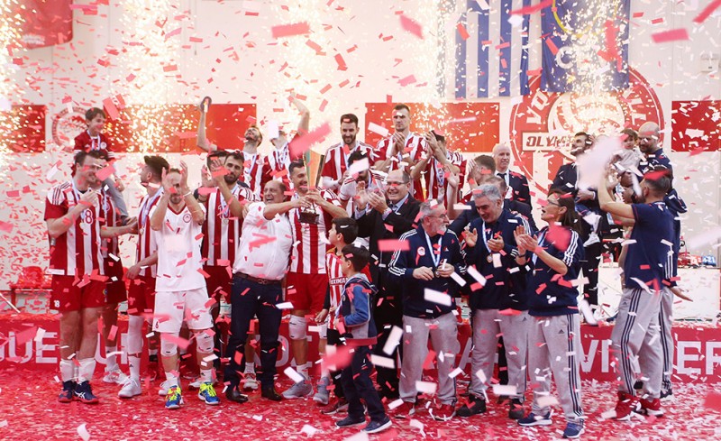 Πολυνίκης με 6 Λιγκ Καπ!