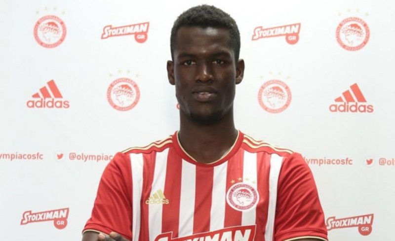 Ήρθε και υπέγραψε και ο Μπα