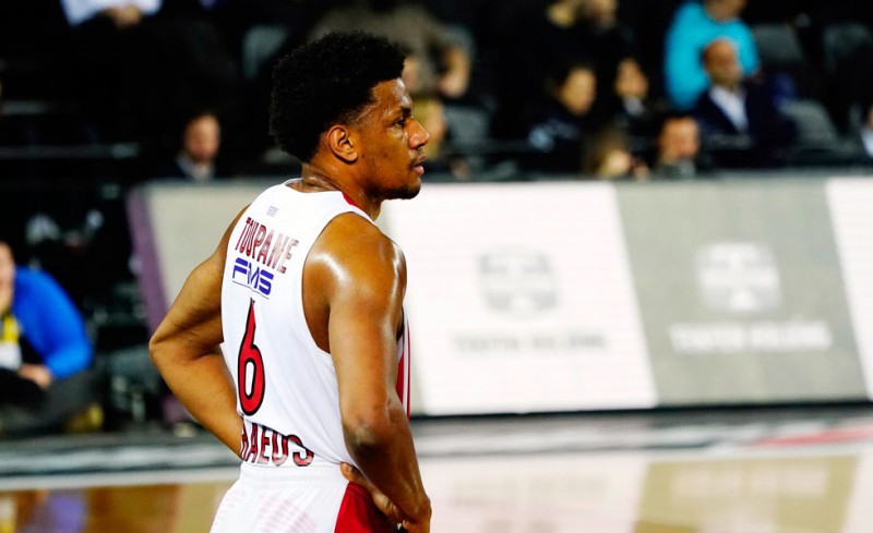 «Κάνουμε πολλά λάθη, να κοιτάξουμε μπροστά»