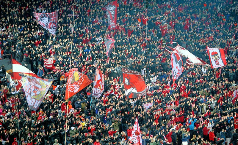 Φωνή, στήριξη και πίστη για την πρόκριση (videos)