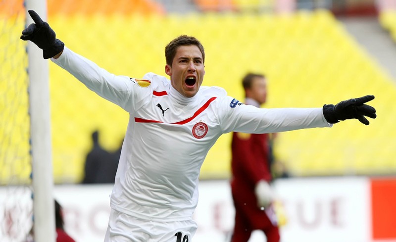 Έτσι αγαπάει ο Πειραιάς (photos, video)