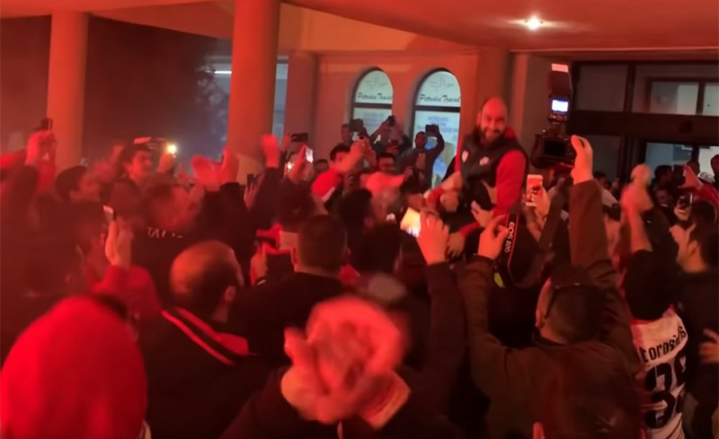 Έγινε χαμός! Στον... αέρα ο Σπανούλης! (video)