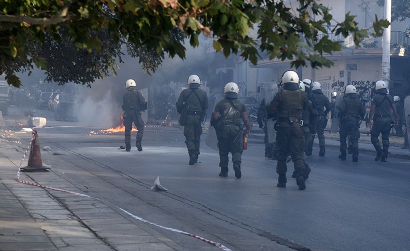 Βίντεο από τα σοβαρά επεισόδια στο Αγρίνιο!