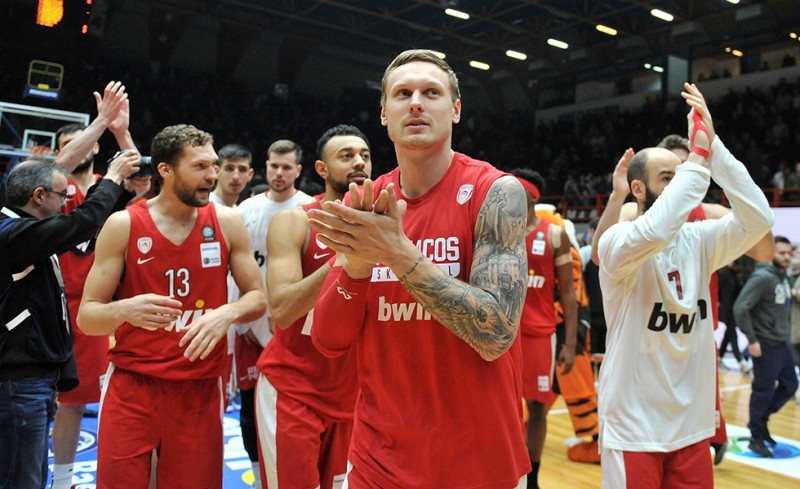 Δανεικός και επίσημα ο Τίμα στη Χίμκι