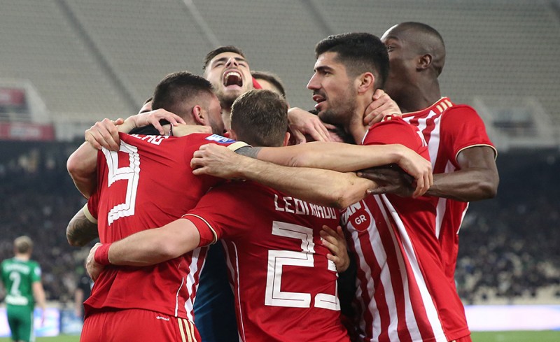 Εκεί, εκεί, στη Β’ Εθνική! Δεν αντέχετε να σας γλεντάει ο Ολυμπιακός!