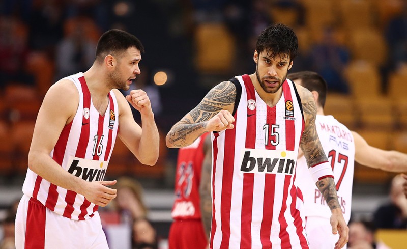 Μπασκετάρα και... φατούρο σε Ποκουσέφσκι (video)