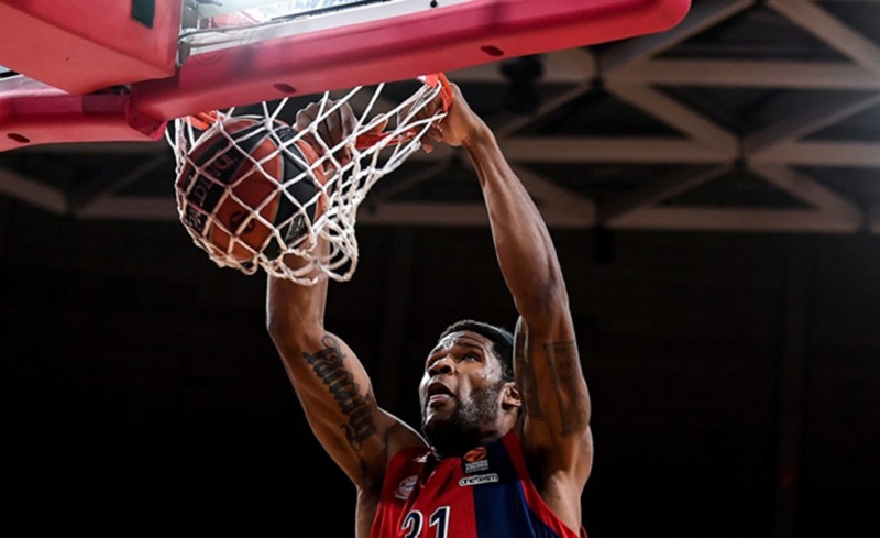 «Δύσκολο μπροστά στον κόσμο τους»