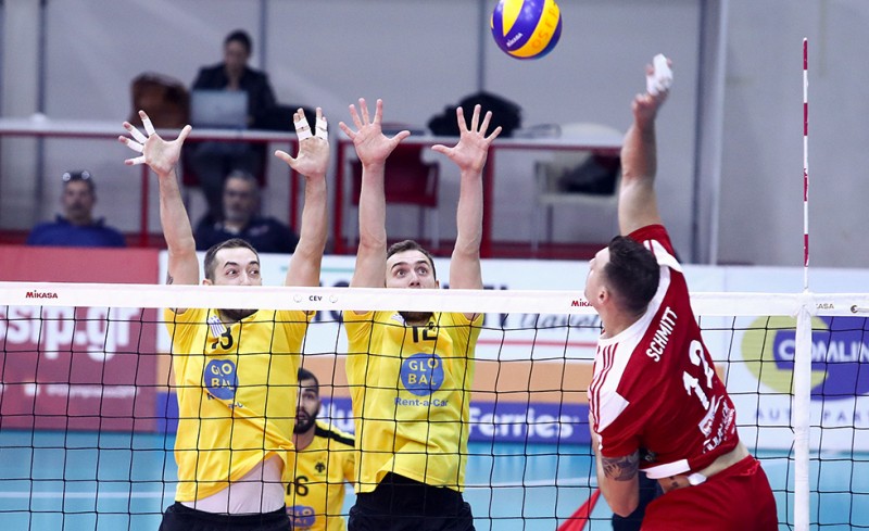 Με το μυαλό στην ΑΕΚ