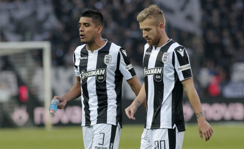 Τρομάρα σας, το παίζετε και ηθικοί!