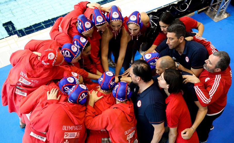 Μήνυμα Μαρινάκη: «Ο Ολυμπιακός που χτίζουμε κρατάει ψηλά τη σημαία μας και τη σημαία της Ελλάδας»
