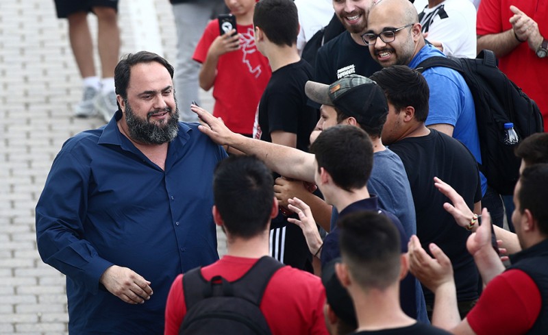 Στην Πλατεία Αλεξάνδρας ο ηγέτης του Θρύλου για Βαλμπουενά (video)