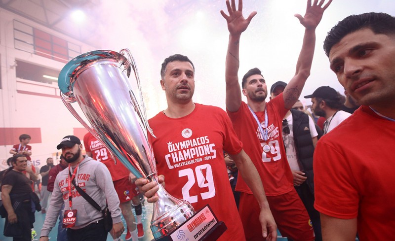 Τα Καμίνια για τον Χριστοφιδέλη (photo)