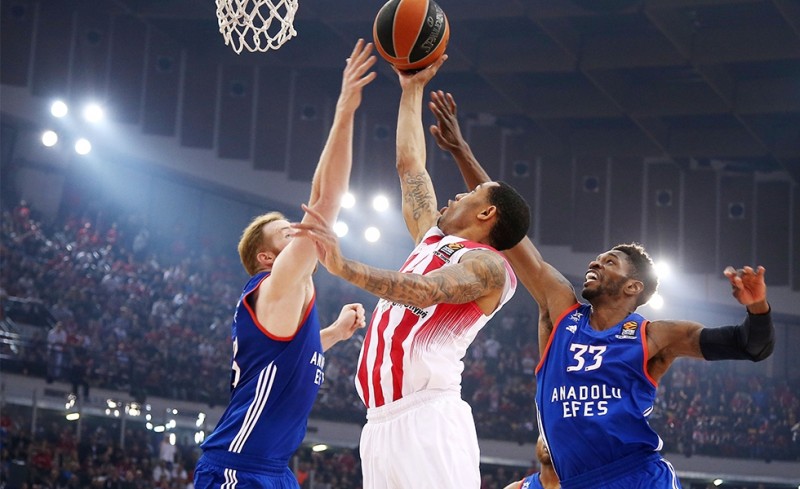 Έρχεται και ο Πολ