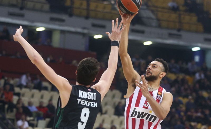 Και επίσημα στους Τζαζ ο Γκος (photo)