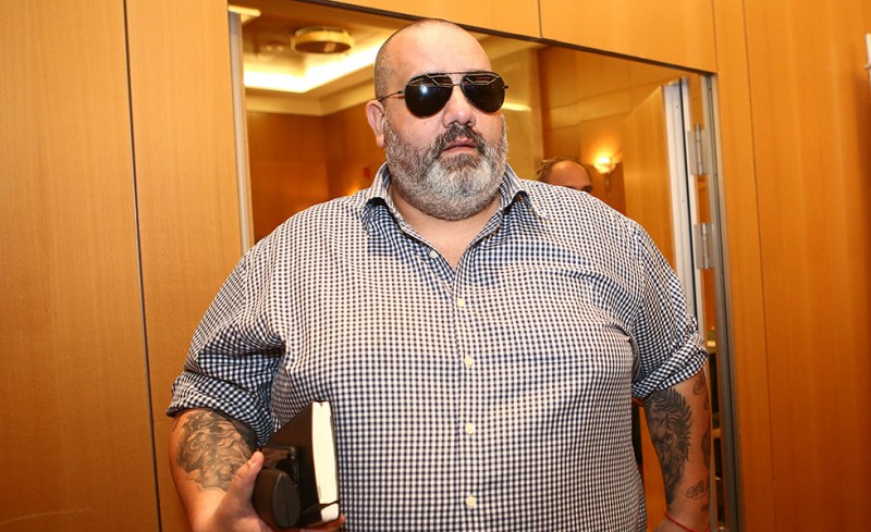 Μικροεπέμβαση στο μάτι ο Κ. Καραπαπάς