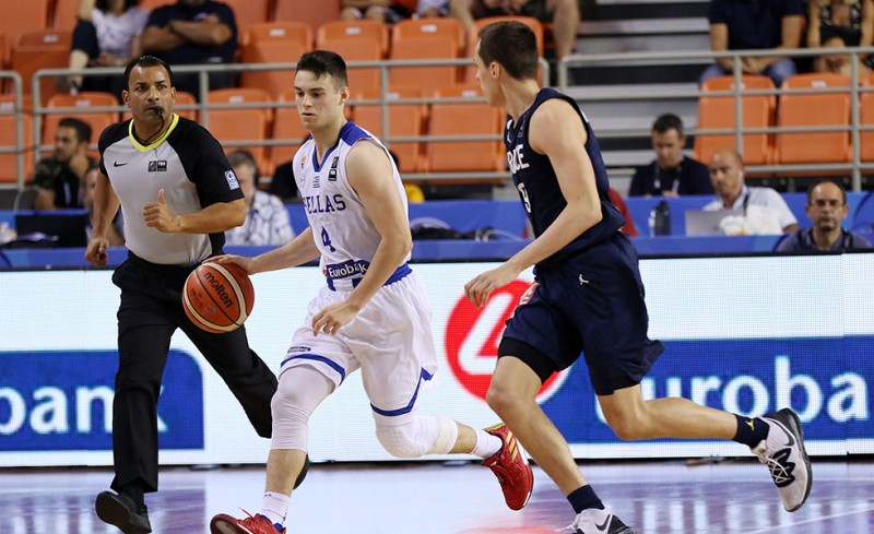 Ντου στη γραμματεία ο Βασιλακόπουλος! Τι μας θυμίζει...