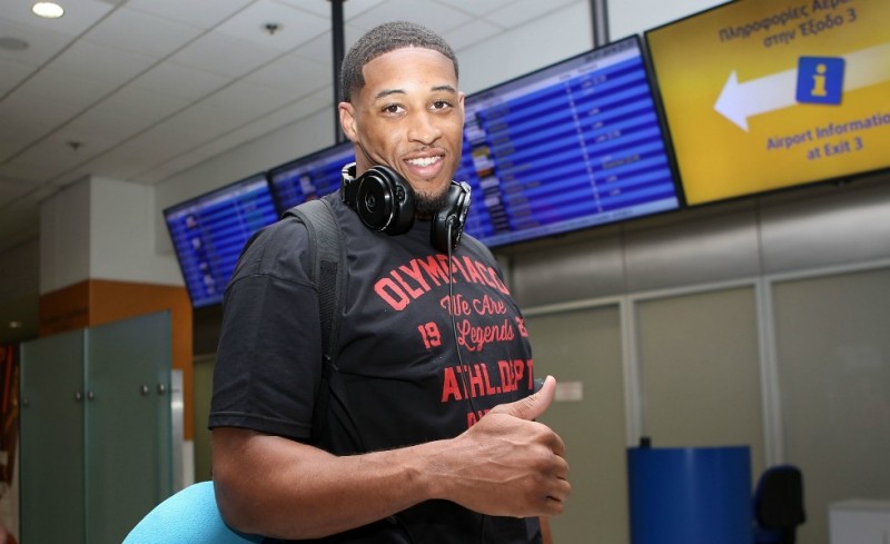 «Ενθουσιασμένος. Πάντα αναρωτιόμουν πως είναι στον Ολυμπιακό»