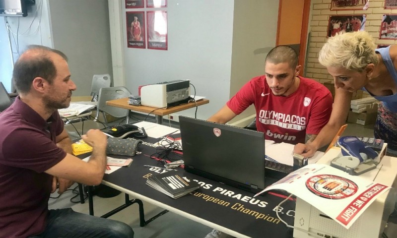 Παράταση για τα διαρκείας