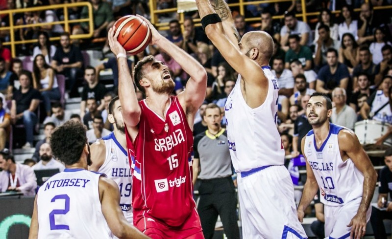 Σε χαλαρό ρυθμό ο Μιλουτίνοφ