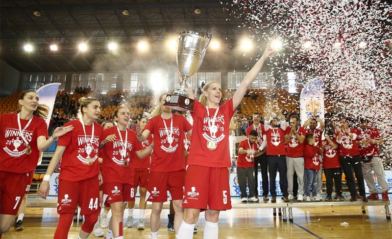 Ξεκινάει με Σπόρτιγκ για το πέμπτο σερί