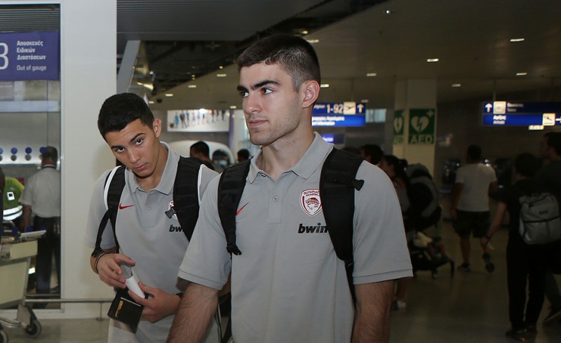 Ευχές σε Κολοβέρο (photo)