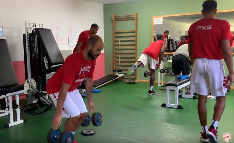 Η δουλειά στο γυμναστήριο (video)