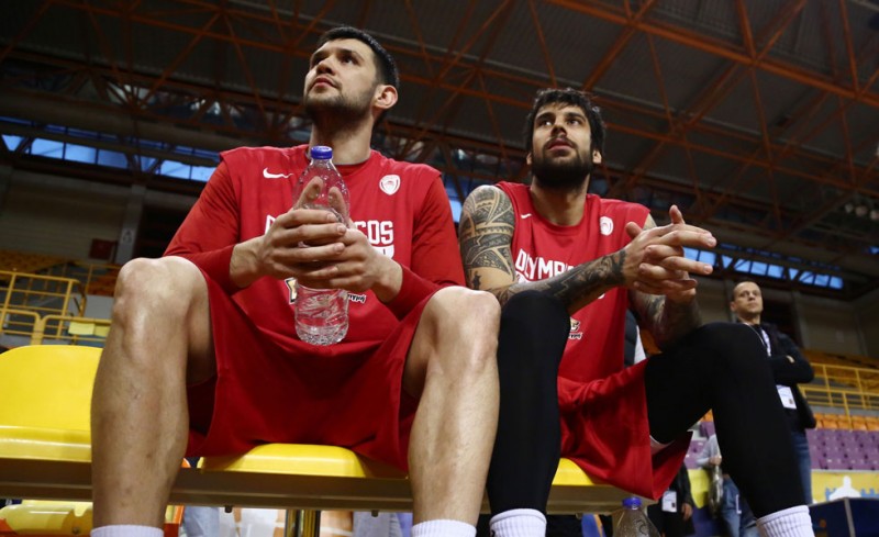 Μπήκαν και οι Πρίντεζης, Παπανικολάου, Κουζμίνσκας