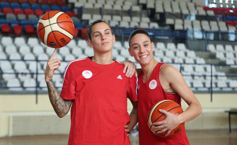 Με το χαμόγελο στα χείλη (video)