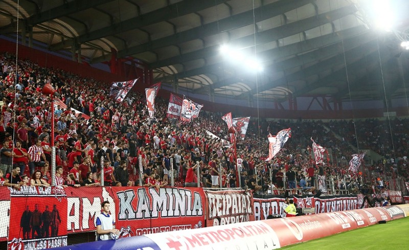 Τον Θρύλο μου τον αγαπώ... (videos)