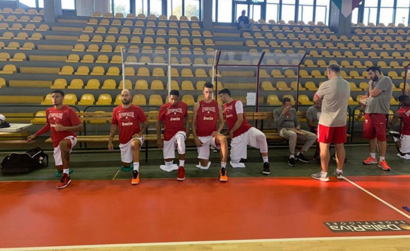 Πρεμιέρα με Αρμάνι Μιλάνο