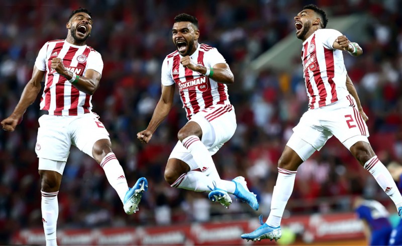 «Όταν επιστρέφουμε σπίτι μας...» (photo)