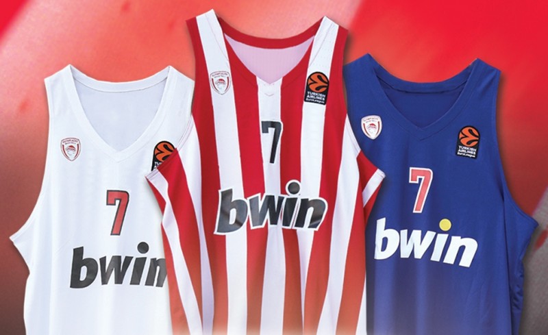 Διαθέσιμες οι νέες εμφανίσεις του Θρύλου