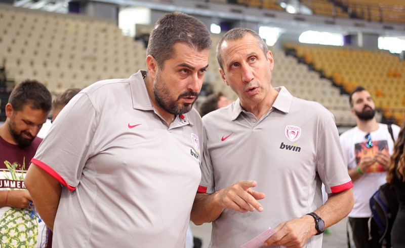 «Κύριος και μάγκας» (photo)